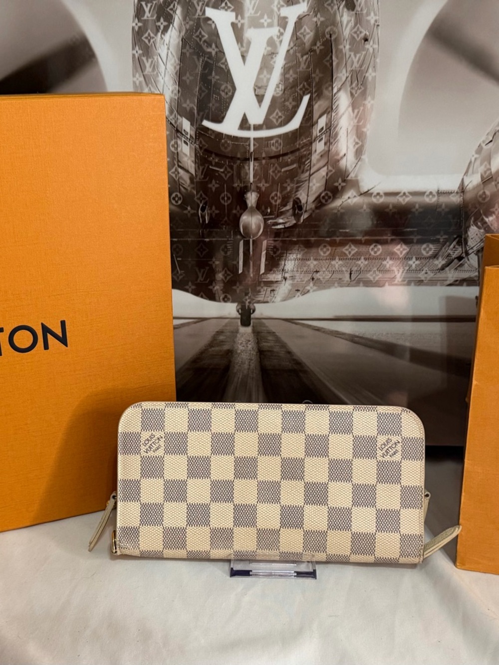 Authentic Louis Vuitton Damier Azur Zippy Wallet - Cream/Blue Check